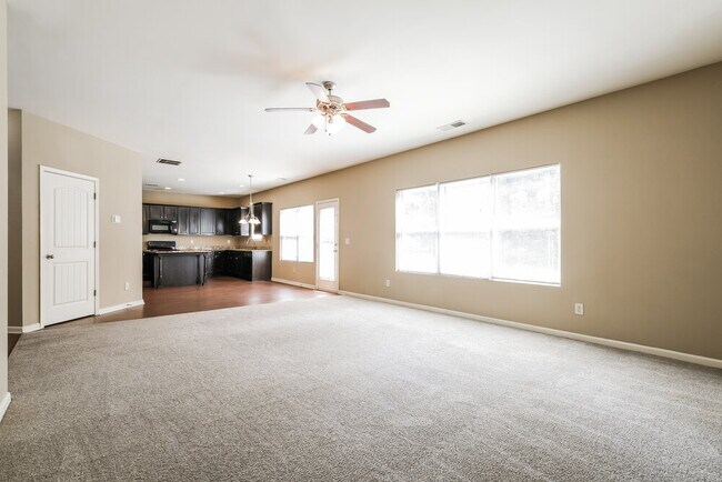 Foto del edificio - 1088 Sandy Bank Ct NE
