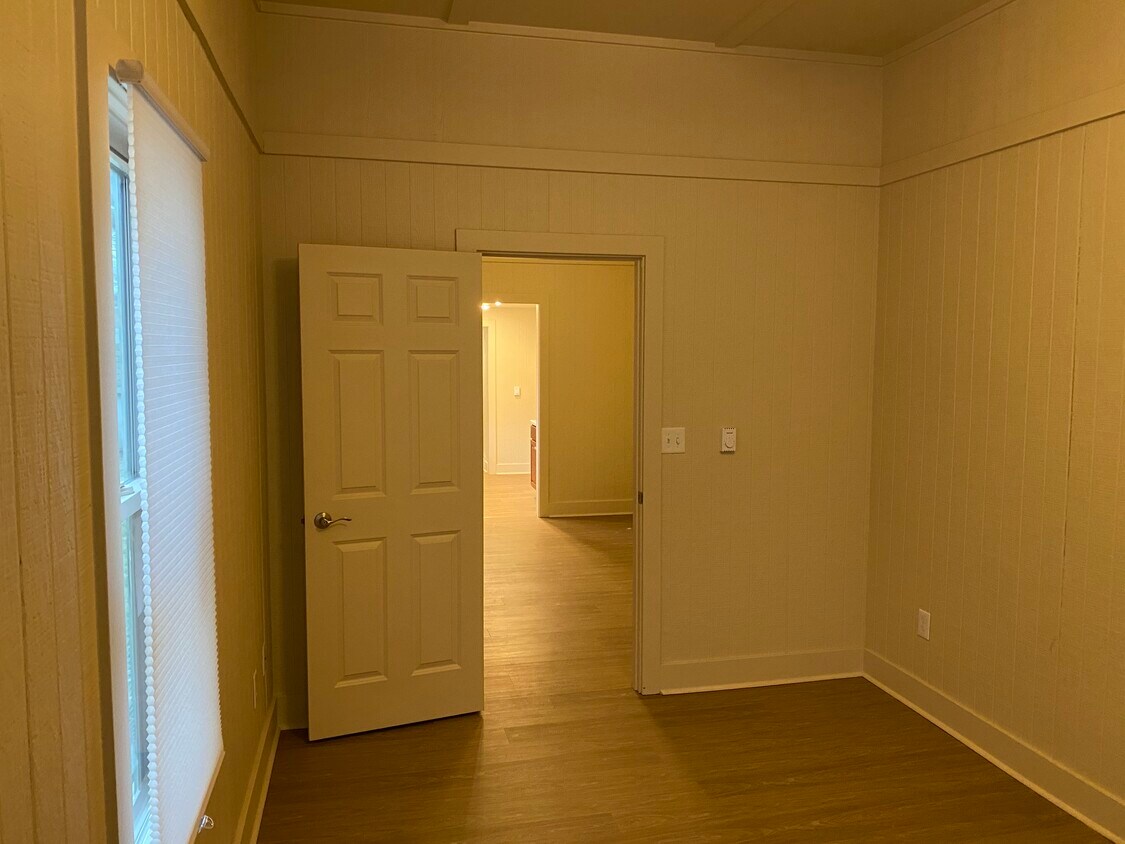 Family Room - 429 Kentucky St