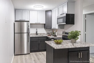 Building Photo - SkyHill Apartments