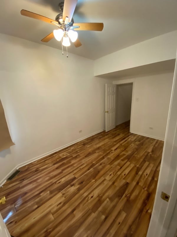 Foto del edificio - 1649 W Garfield Blvd