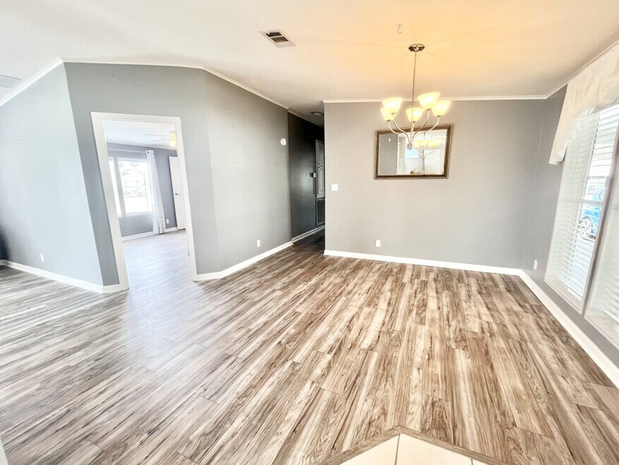 5498 Crane Feather Dr