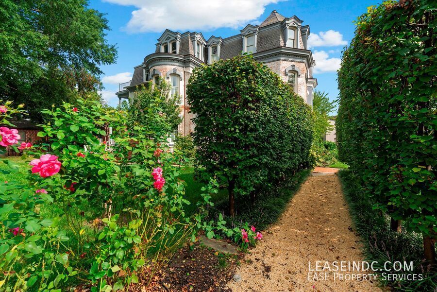 Foto principal - 1903 3rd St NW