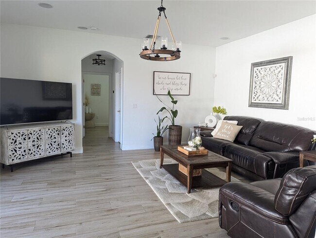 Building Photo - 3516 Hickory Hammock Loop