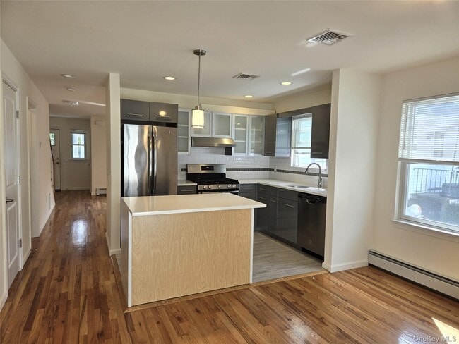Building Photo - 63 Juniper Rd