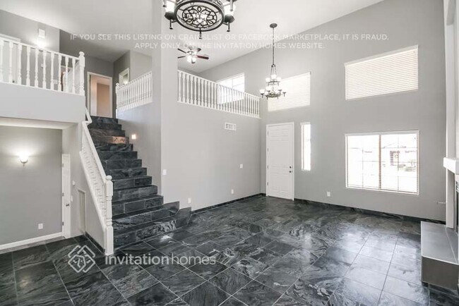 Building Photo - 10729 E Pampa Ave