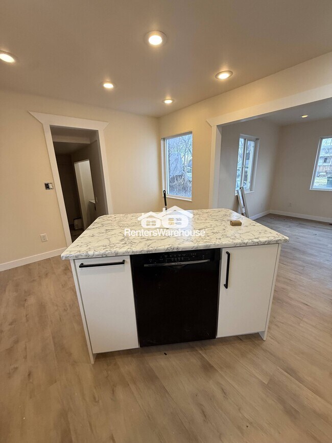 Foto del edificio - 318 E Oakland Ave