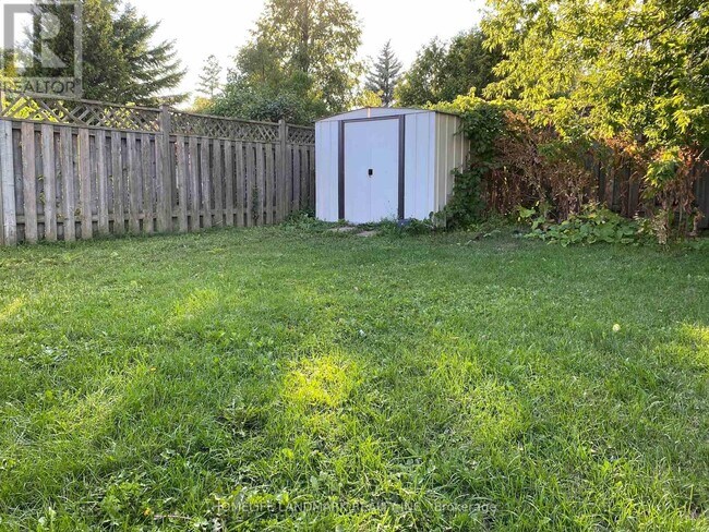 Building Photo - 640 Netherton Crescent