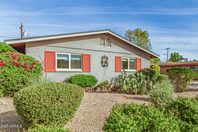 Building Photo - 6912 E Monterey Way