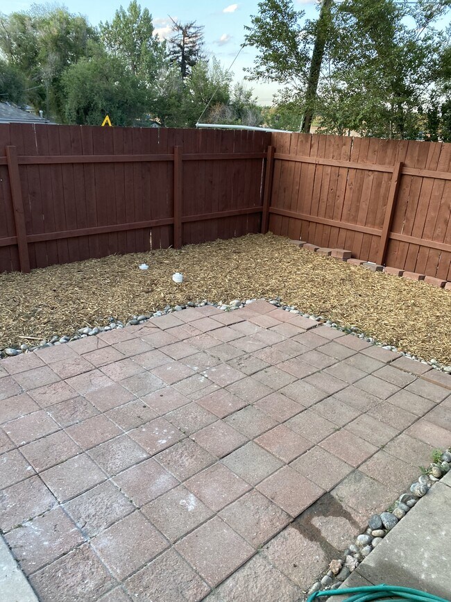 Photo - 513 W Uintah St House