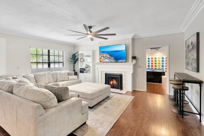 Building Photo - 1679 Tampa Rd