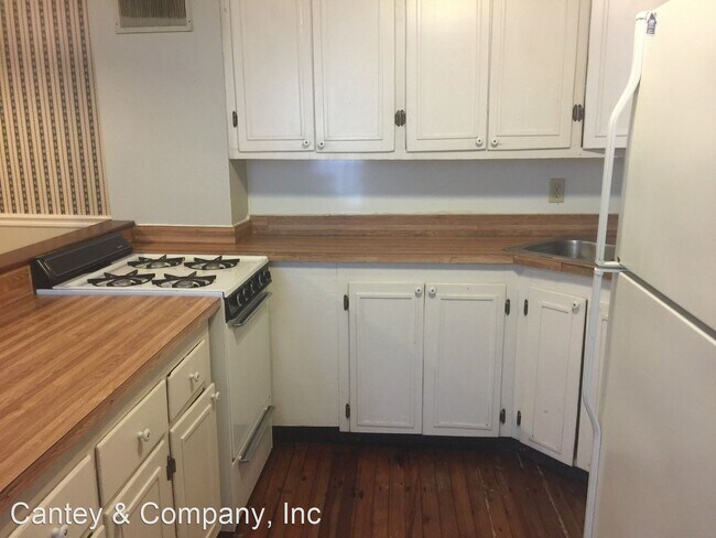 Building Photo - 2 br, 1 bath House - 224 Tryon Street