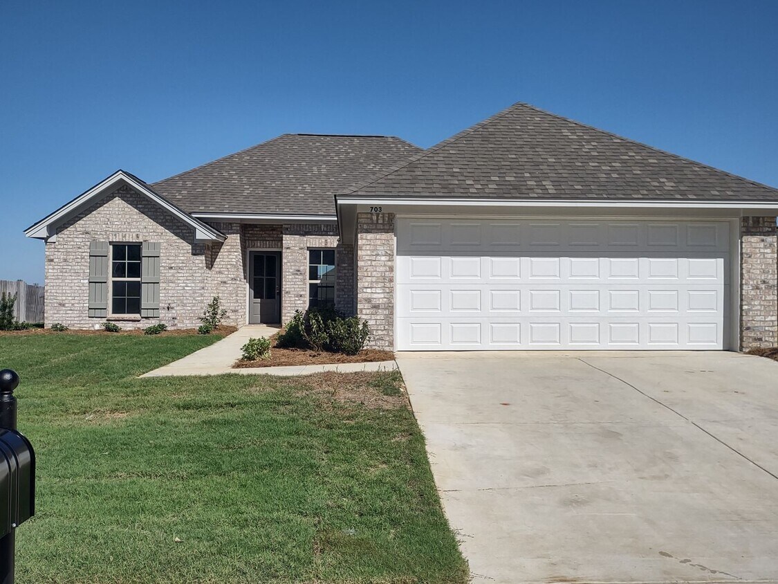 MOVE IN SPECIAL!**** 1/2 OF 1ST MONTH RENT... House Rental in Brandon