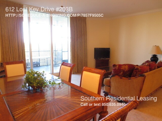 Foto del edificio - 612 Lost Key Dr