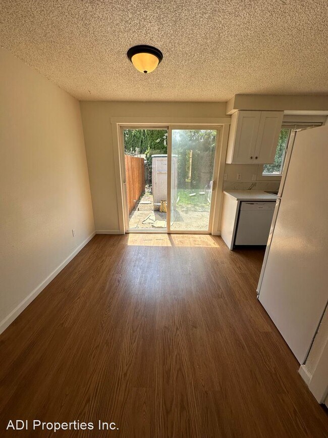 Foto del edificio - 2 br, 1 bath House - 22920 NE Halsey St #7