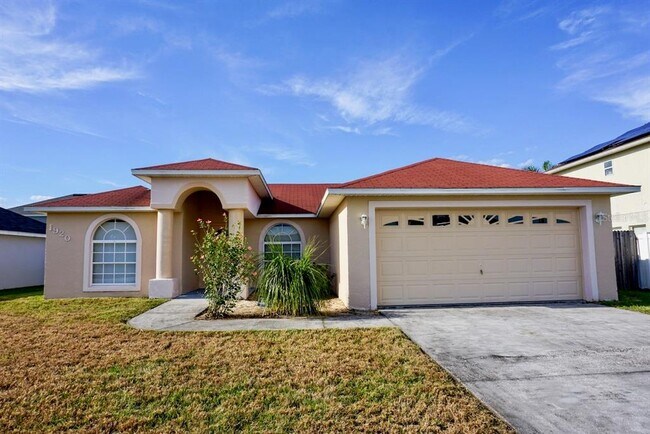 Building Photo - 1920 Myakka Ct