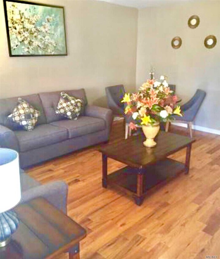 Foto principal - 218-16 134th Rd