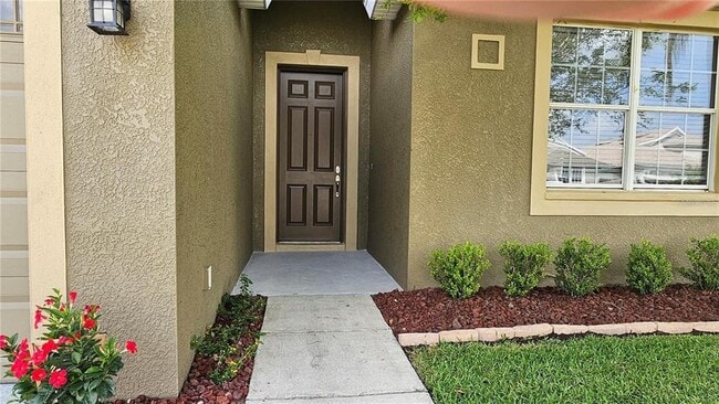 Building Photo - 2528 Ladoga Dr