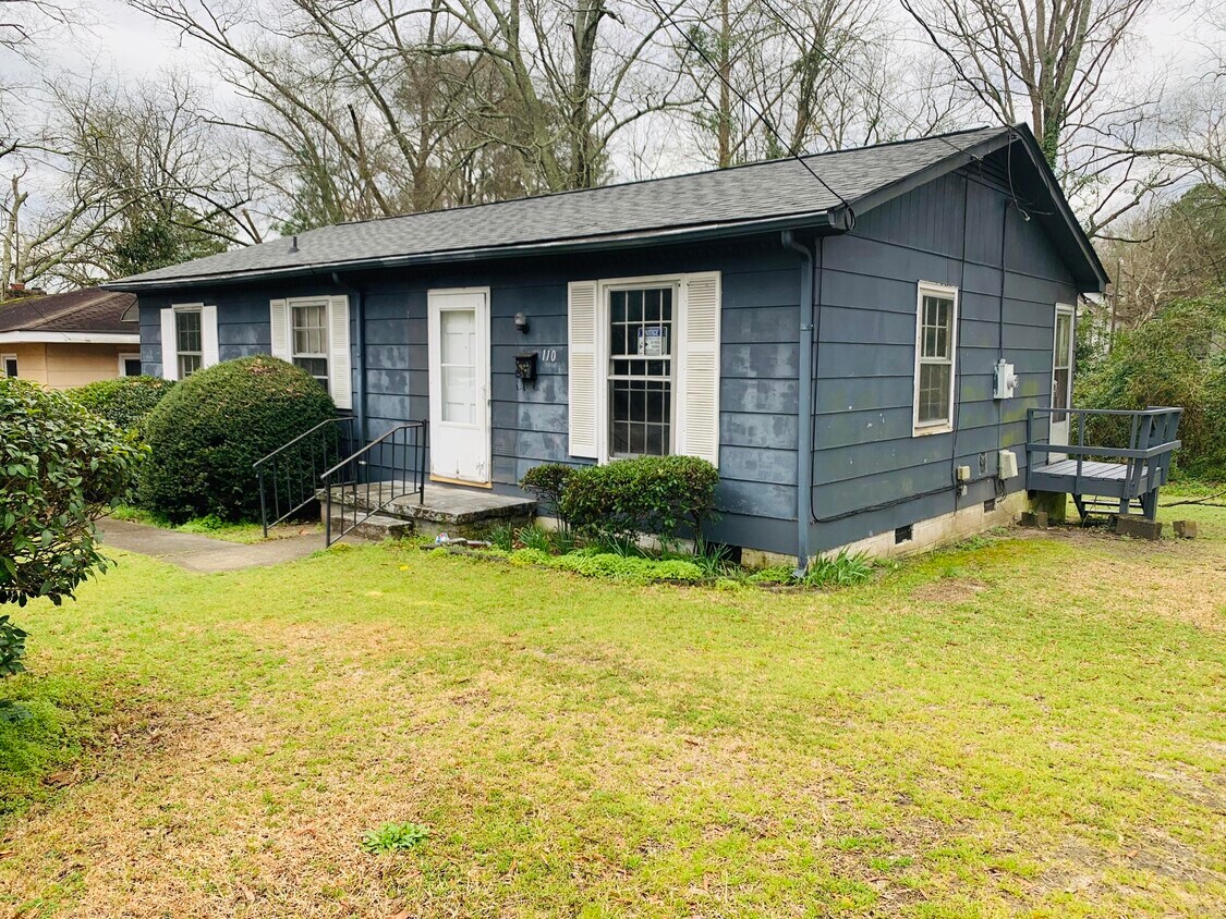 Primary Photo - 110 Zion St
