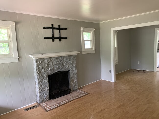 Building Photo - 1236 Oliver St