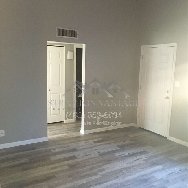 Foto del edificio - 852 N Stapley Dr