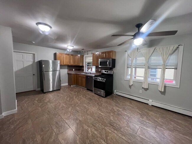 Cocina con lavavajillas - 16 Hazelwood St