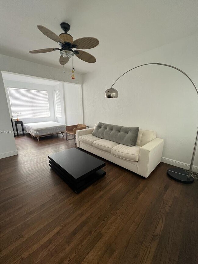 Foto del edificio - 135-133 3rd St