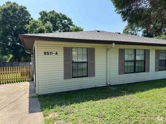 Building Photo - 9511 Sandpiper St