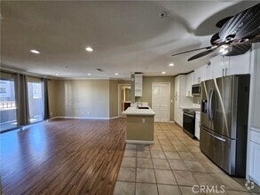 Building Photo - 1030 Vista Del Cerro Dr