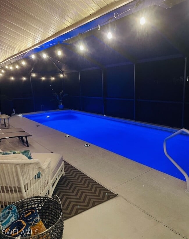 Building Photo - 9879 El Greco Cir