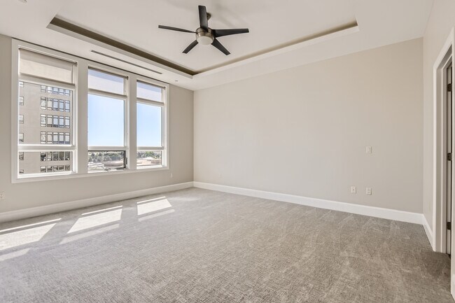 Foto del edificio - 5455 Landmark Pl
