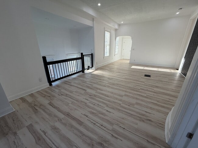 Photo - Newly Renovated 2-Bedroom with Soaring Ceilings & Bonus Reading Nook Apartment