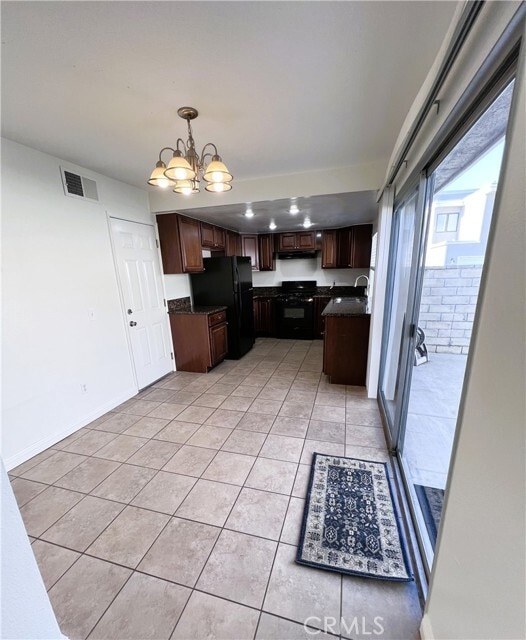 Building Photo - 25234 Lawton Ave