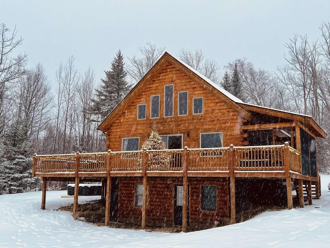 30 Glade Cir, Campton, NH 03223 House Rental in Campton, NH