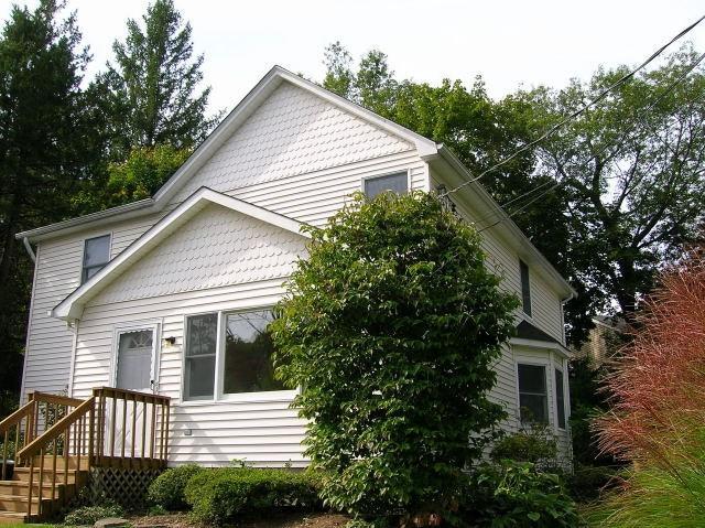 Building Photo - 28 Hillwood Dr