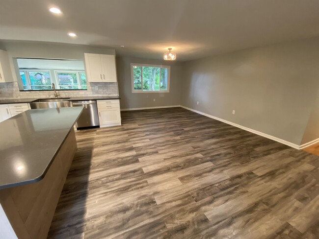 Foto del edificio - 13331 Allisonville Rd