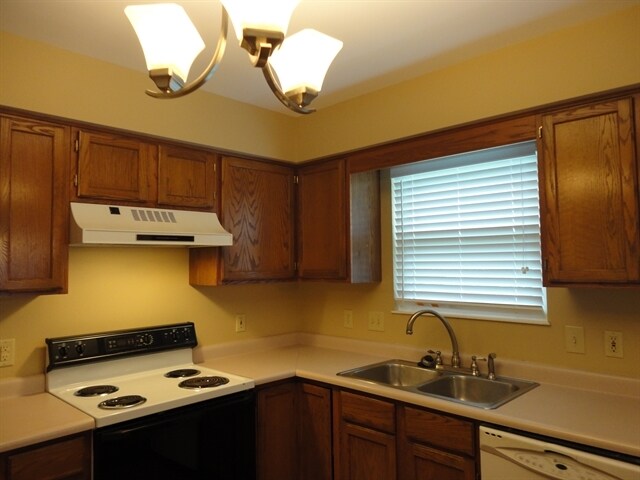 Building Photo - 7037 Berry Blossom Ct