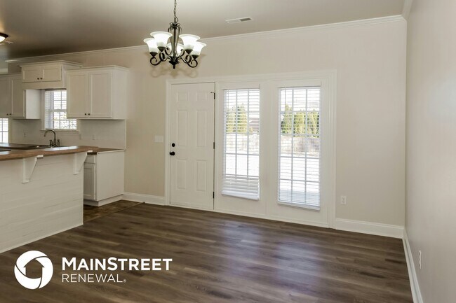 Building Photo - 115 Chapel Creek Dr