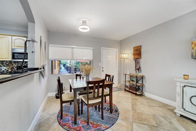 Photo - 744 NE 14th Ave Apartment