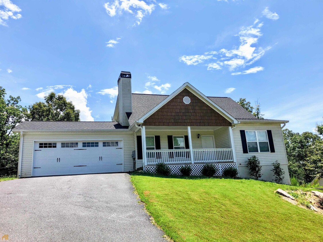 Primary Photo - 261 Brookwoods Ln