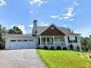 Building Photo - 261 Brookwoods Ln