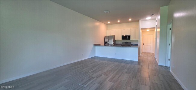 Foto del edificio - 414 NE 25th Ave