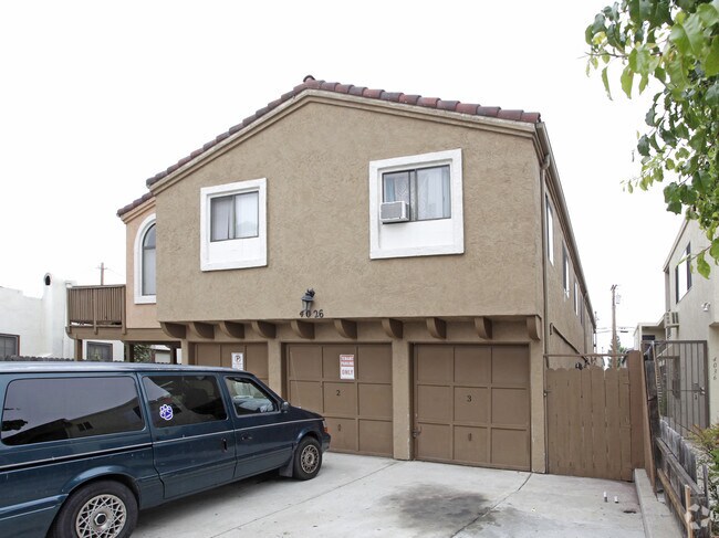 Building Photo - Arizona Villa Apartments