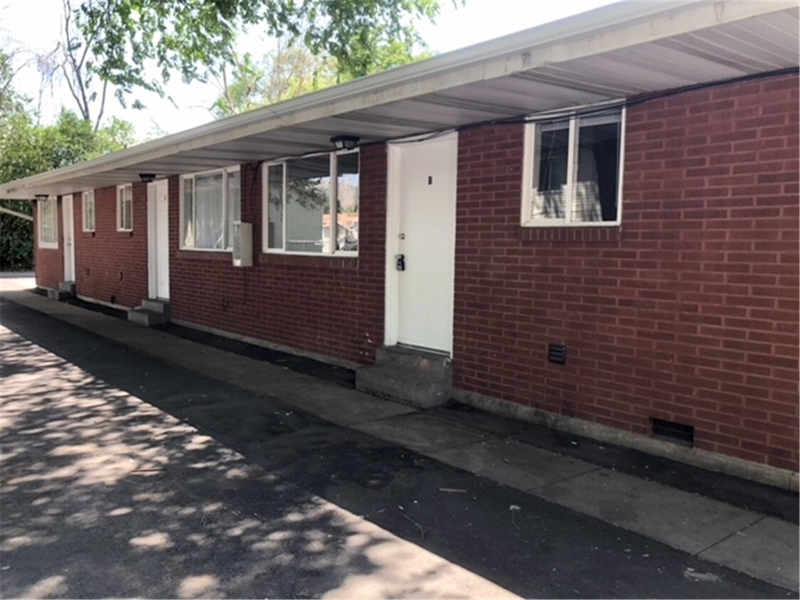 Foto principal - 548 N Redwood Rd