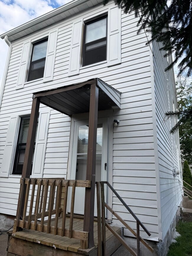 Photo - 209 21st St (Sharpsburg, PA) House