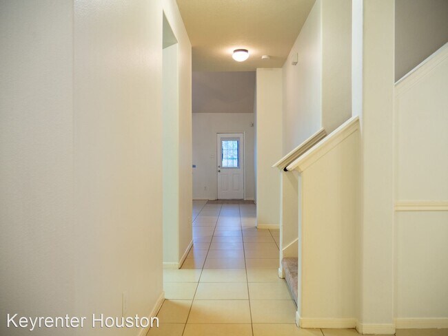 Foto del edificio - 4 br, 2.5 bath House - 14930 Berncrest Lane