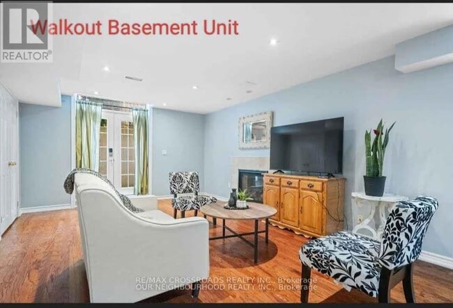 Photo du bâtiment - 1105 Centre St S