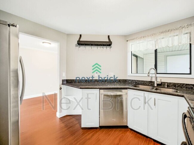 Foto del edificio - 12229 100th Ave NE