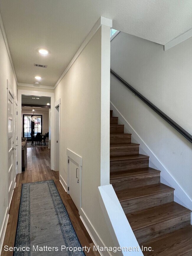 Foto del edificio - 3 br, 2.5 bath House - 1130 E Hayes St