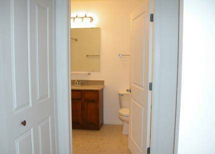 Interior Photo - 202RA