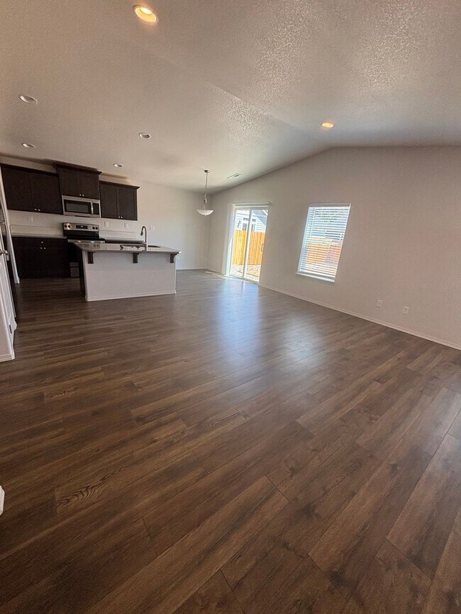 Foto del edificio - Eugene 3 Bed 2.5 Bath, 2 Story Single Fami...